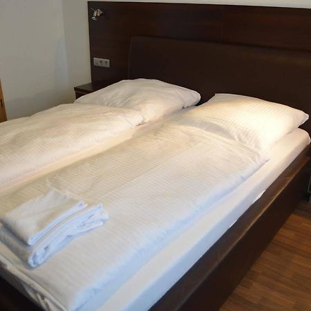 B&D Hotel Ганновер Экстерьер фото